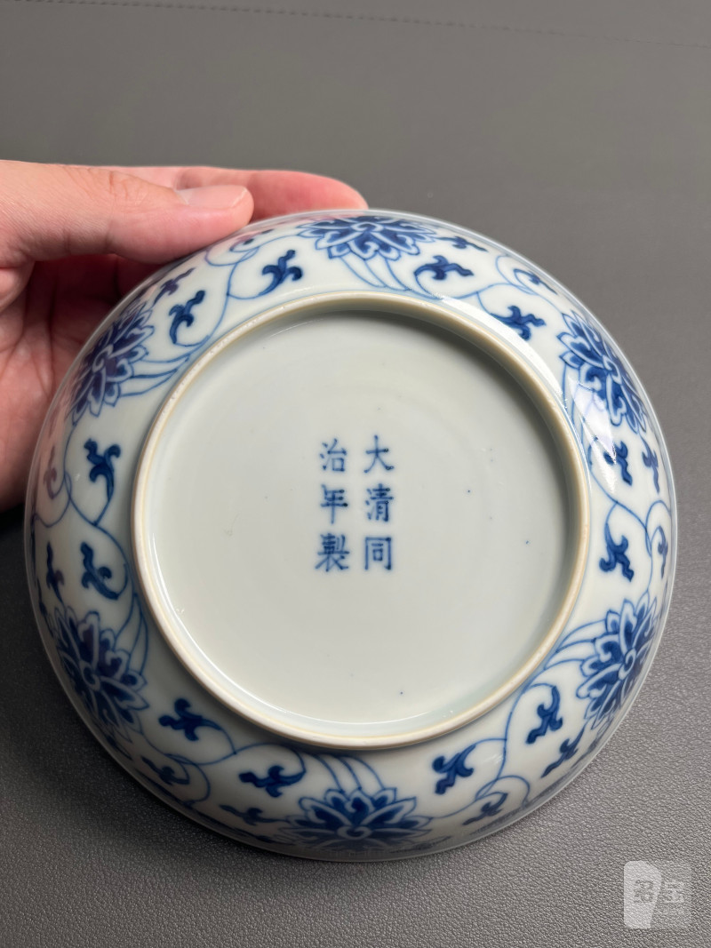 清同治  青花缠枝莲纹盘（一对） - 图18
